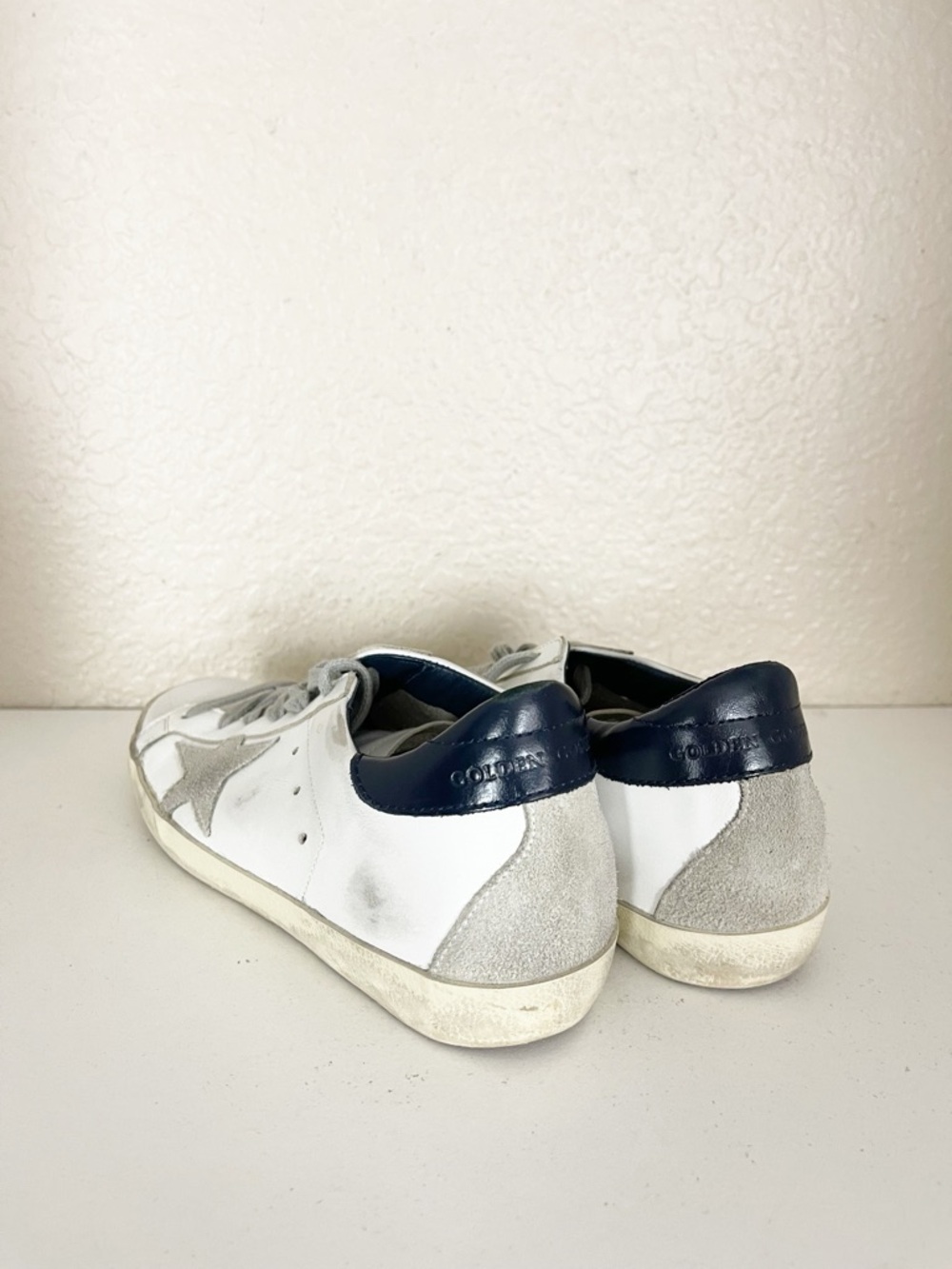 Golden Goose Superstar White Leather Sneaker with Grey Star - Picture 8 of 15